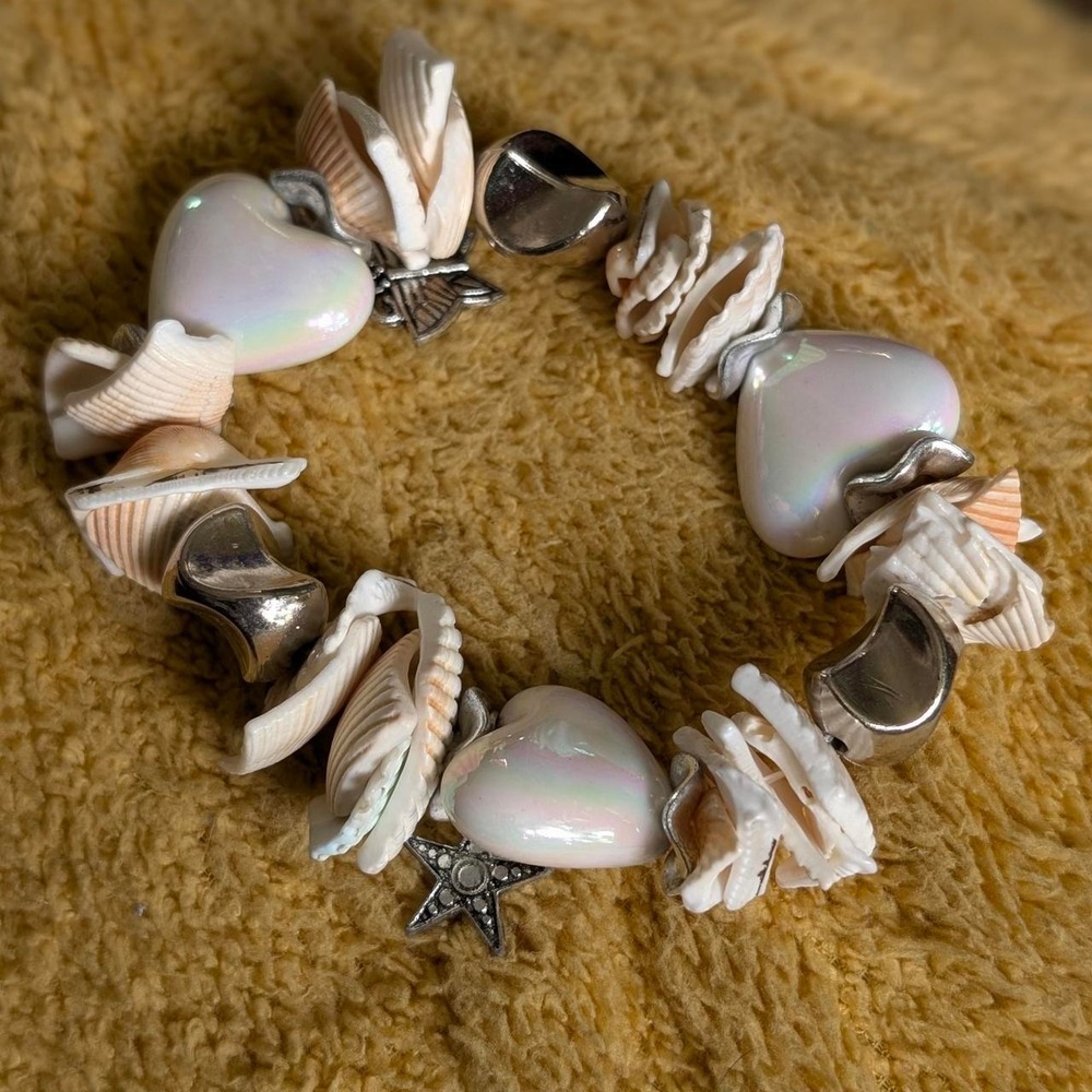 Shell bracelet
